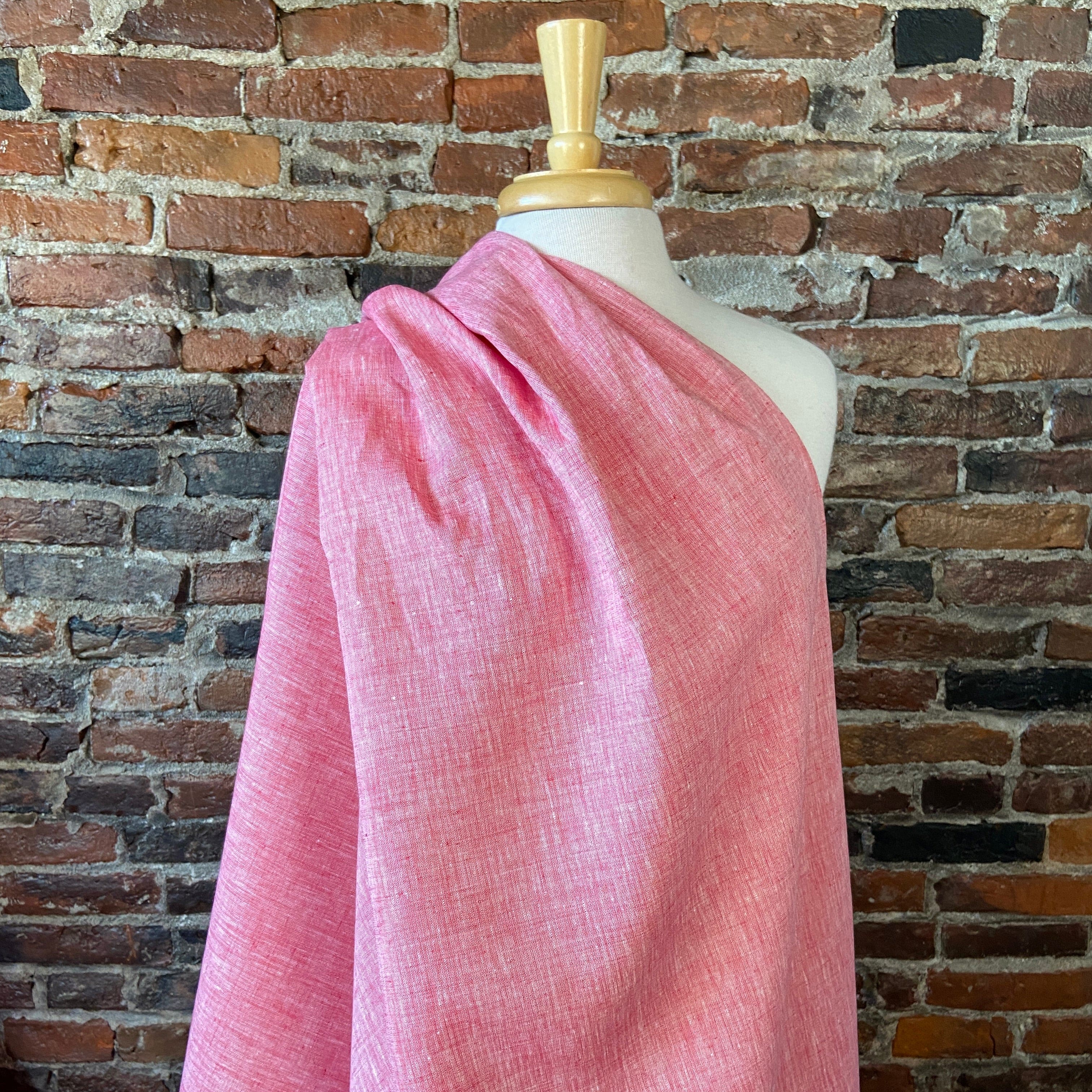 100 Yarn Dyed Linen in Strawberries and Cream Fiddlehead Artisan Supply
