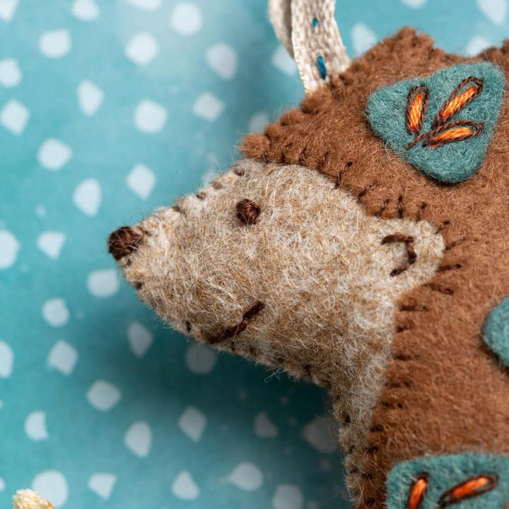 Default Folk Hedgehog Ornament - Corinne Lapierre Embroidery Kit