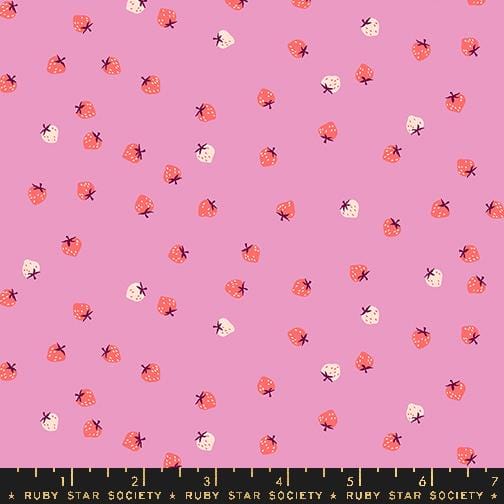 Default Mini Berry in Daisy - Strawberry - RSS