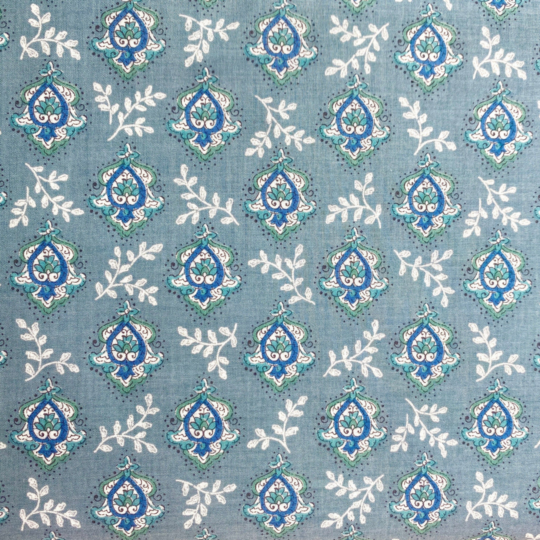 Paisley in Lake - Le Midi - Sevenberry