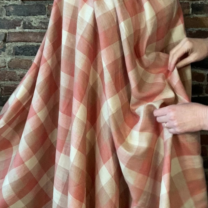 100% Yarn Dyed Linen in Dried Roses