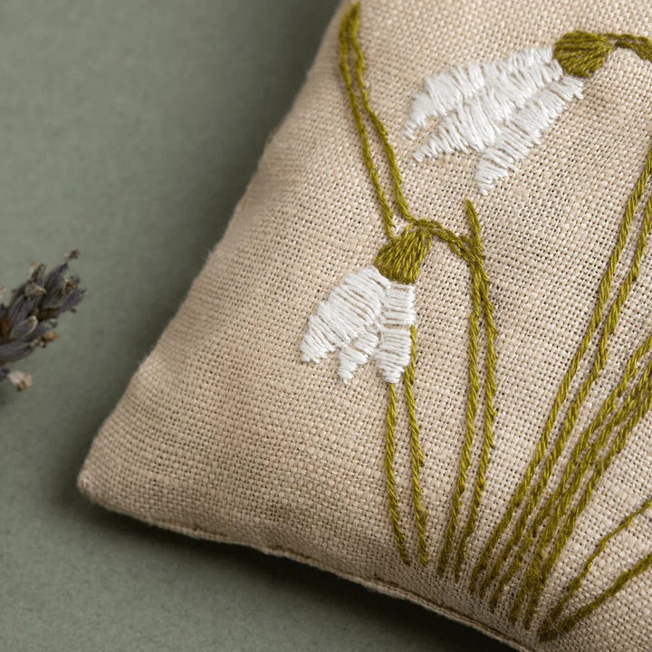 Default Spring Garden Sachets - Corinne Lapierre Embroidery Kit