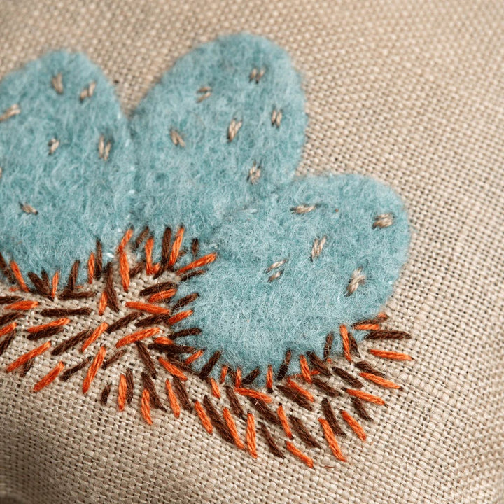 Default Spring Garden Sachets - Corinne Lapierre Embroidery Kit