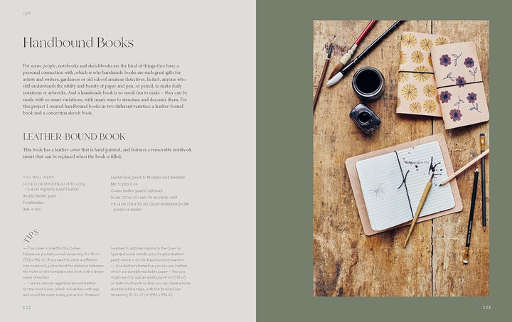 Default Winter Celebrations: A Modern Guide to a Handmade Christmas - Arounna Khounnoraj