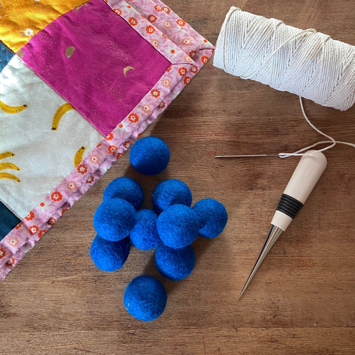 Default Wool Felt Balls - #67 Peacock - Ten 1" Balls, 2.2cm