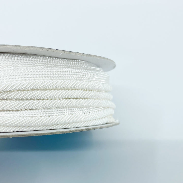 05mm Braid Piping in White