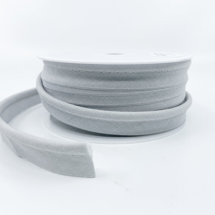 18mm Piping in Light Gray
