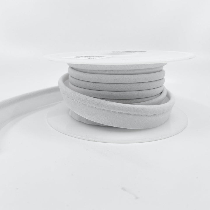 18mm Piping in White