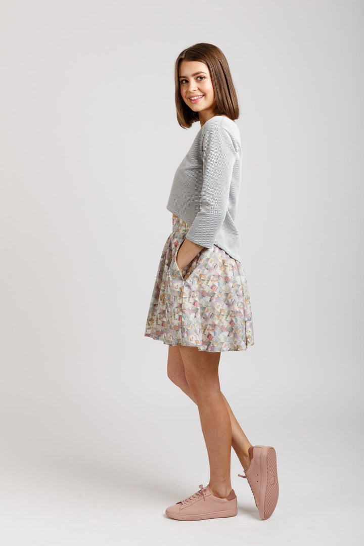 Briar T-Shirt and Sweater - Sizes 0-20 - Megan Nielsen