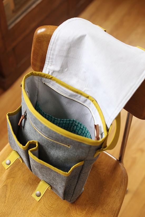 Campfire Messenger Bag, Noodlehead