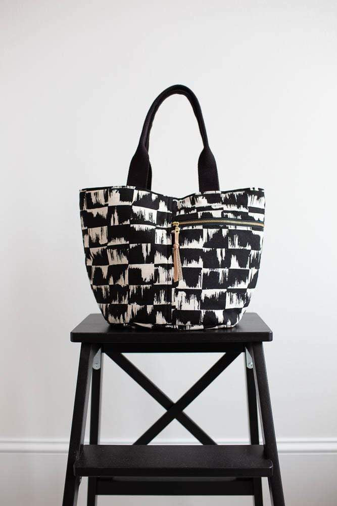 Crescent Tote, Noodlehead Patterns