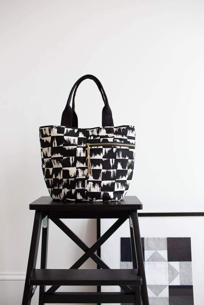 Crescent Tote, Noodlehead Patterns