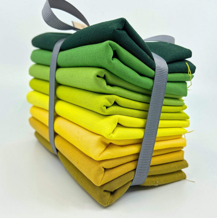 Solid Fat Quarter Bundle - In The Meadow
