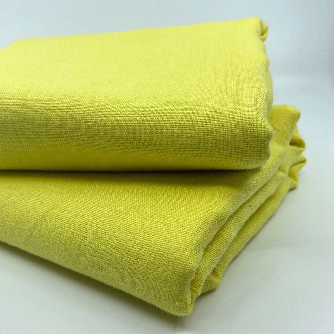 1 1/2 Yards of Driftwood Linen in Very Lemony