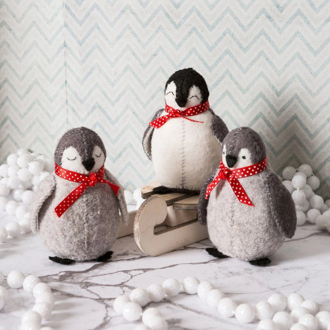 Default Baby Penguins - Corinne Lapierre Embroidery Kit