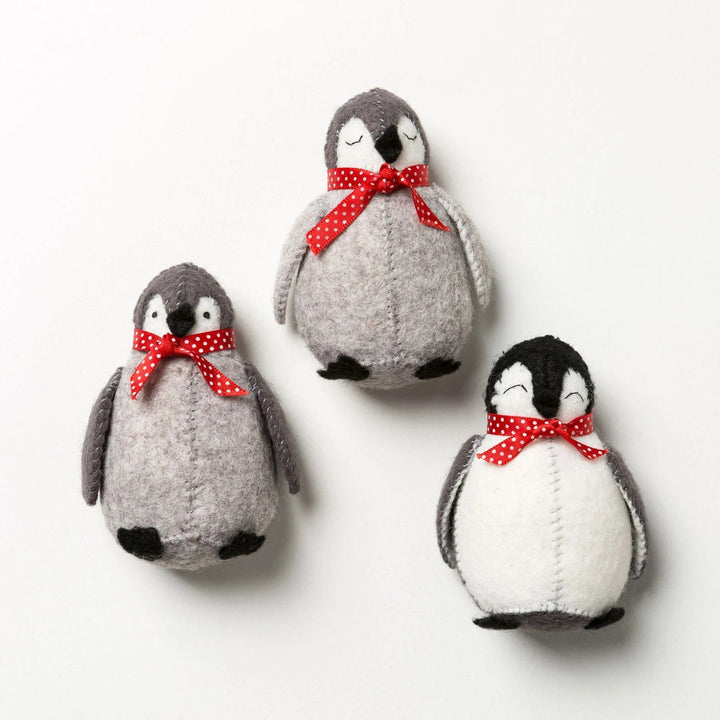 Default Baby Penguins - Corinne Lapierre Embroidery Kit