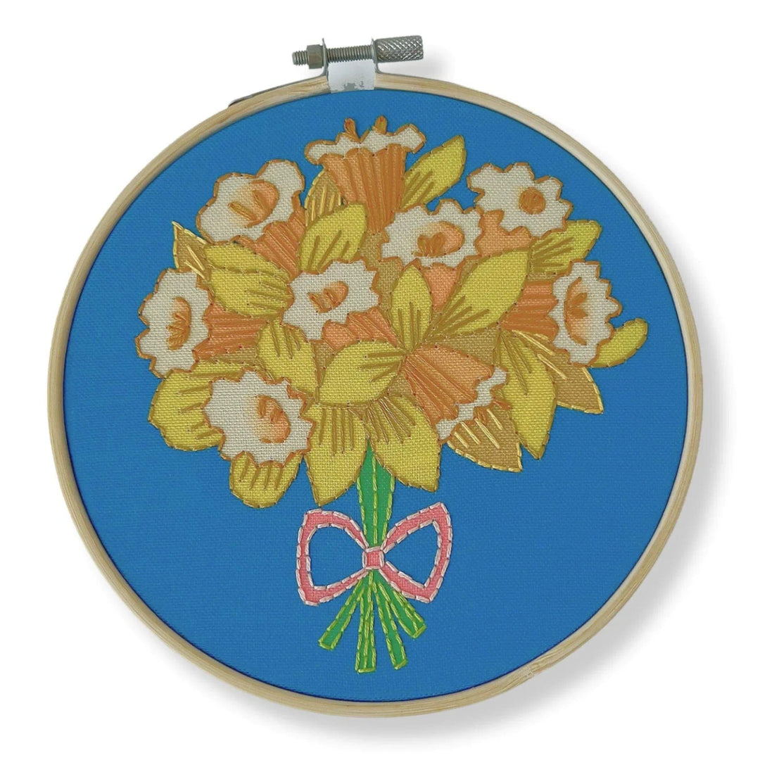 Default Daffodil Embroidery Kit - Rikrack