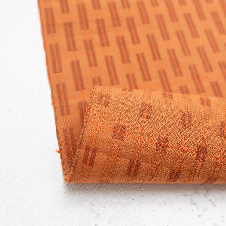 Default Formation in Tawny - Fine & Dandy - Fableism
