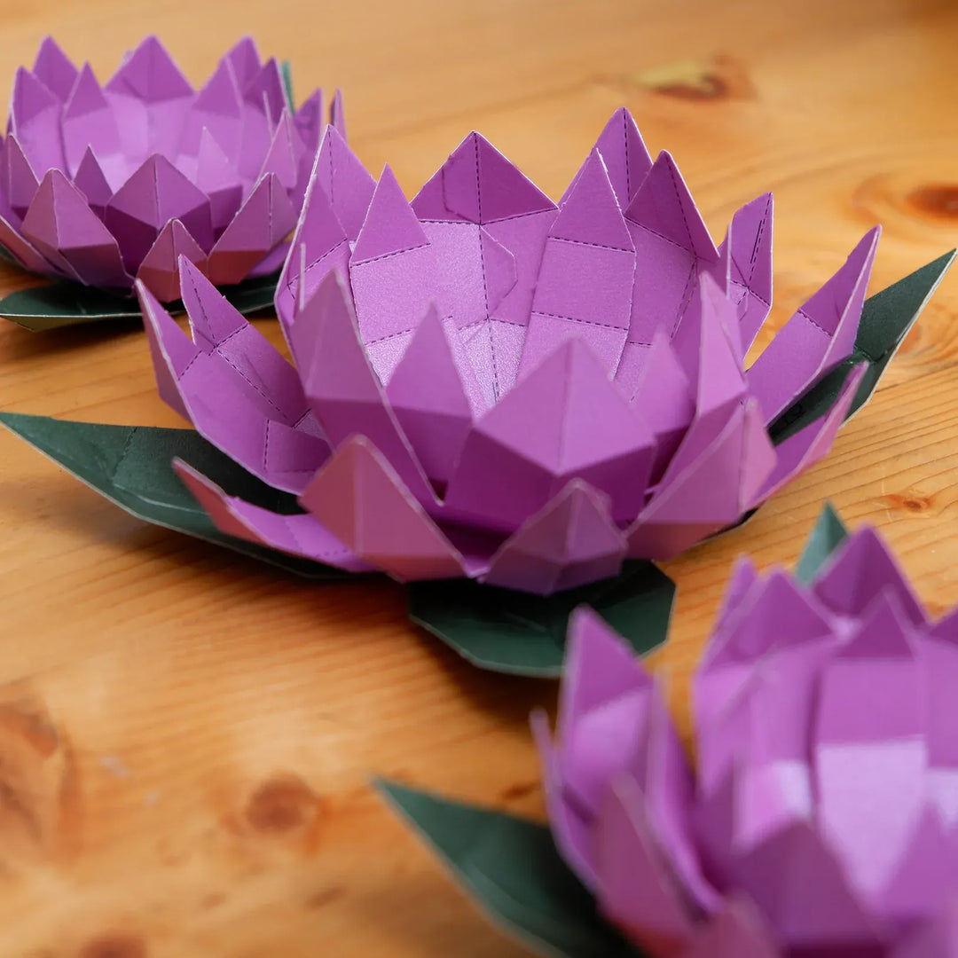 Default Papercraft World 3D Model Kit - Lotus