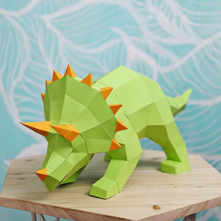 Default Papercraft World 3D Model Kit - Triceratops