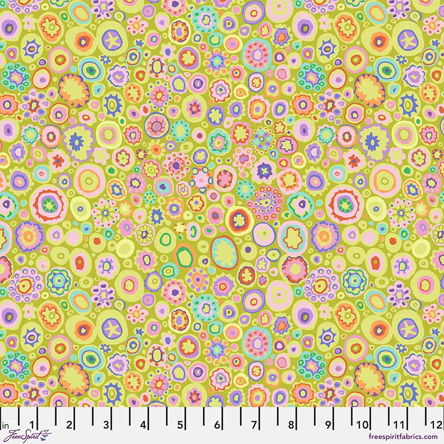 Default Paperweight in Lime - Classics - Kaffe Fassett