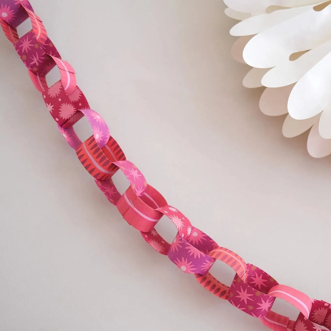 Default Pink & Red Paper Chain Kit from East End Press