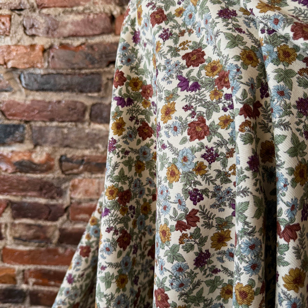 Default Scottish Garden in Cream - Japanese Pinwale Corduroy