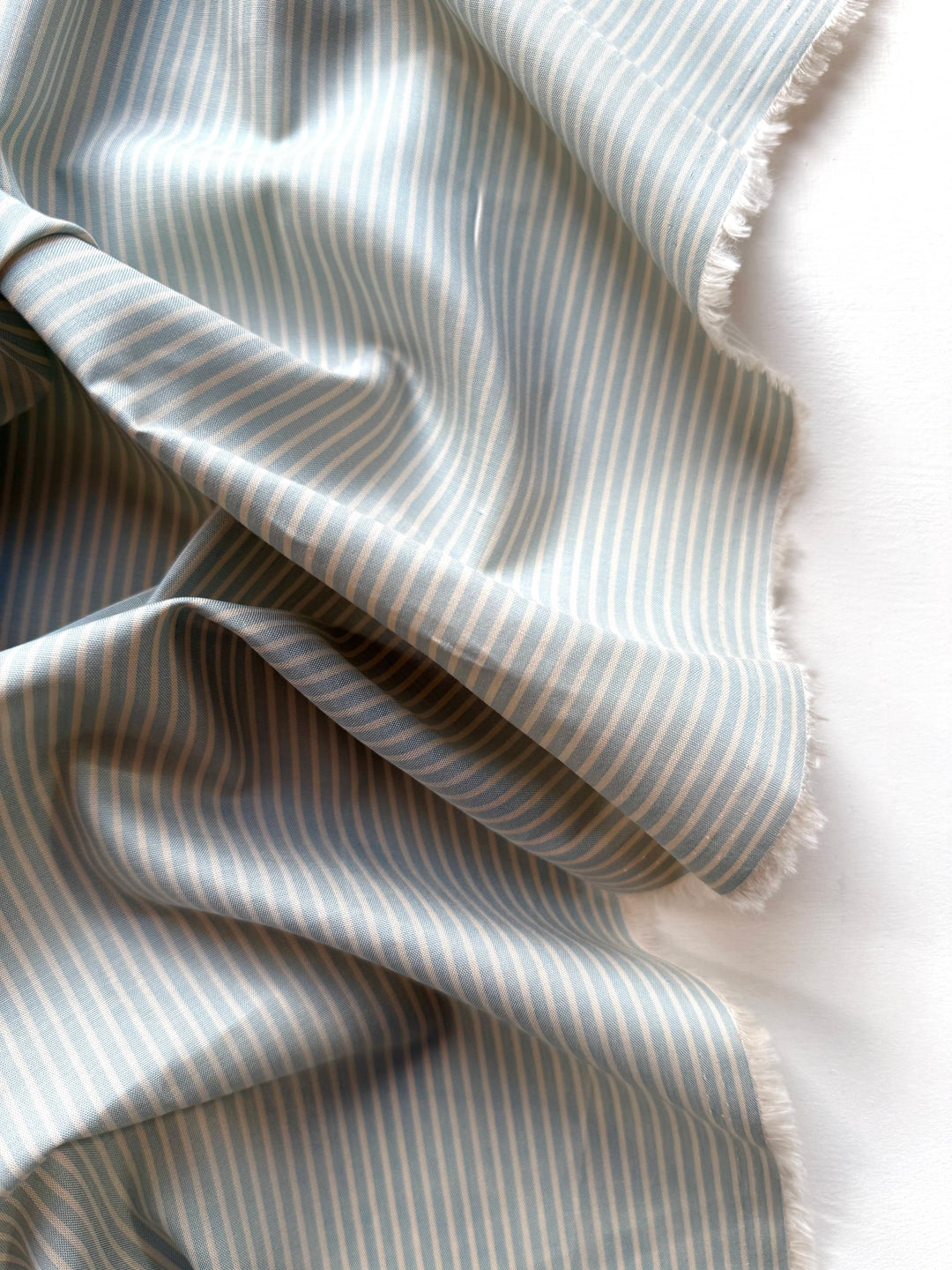 Default Sky - Classic Stripe Lawn