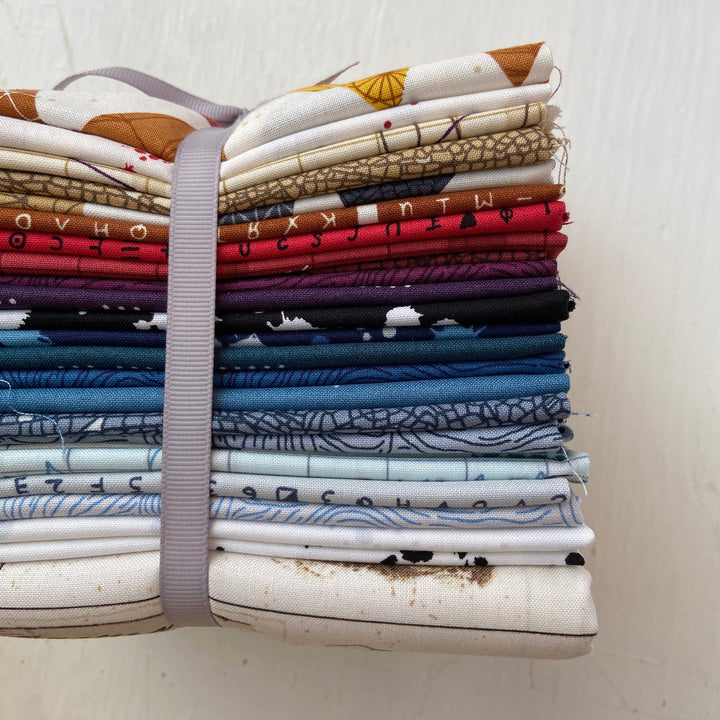Sleuth with Manila by Giucy Giuce - Fat Quarter Bundle