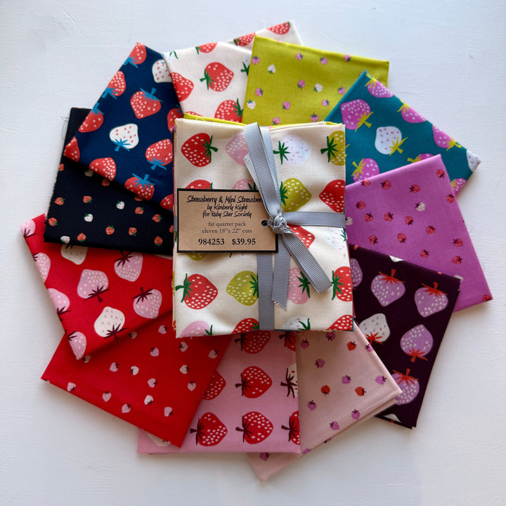 Default Strawberry & Mini Strawberry Toss by Kimberly Kight for RSS - 11 FQs