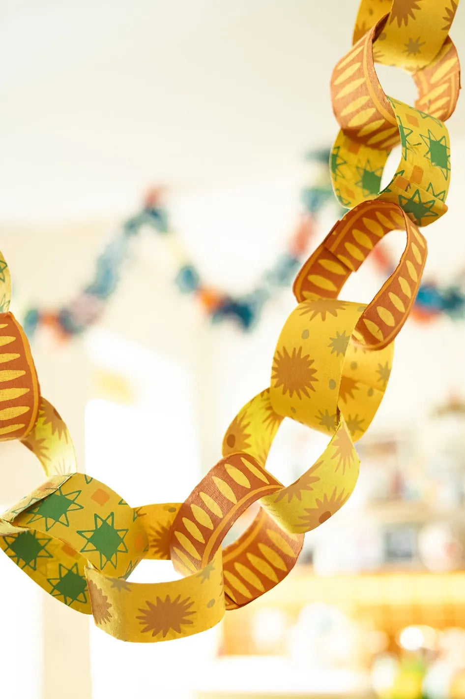 Default Yellow & Green Paper Chain Kit from East End Press