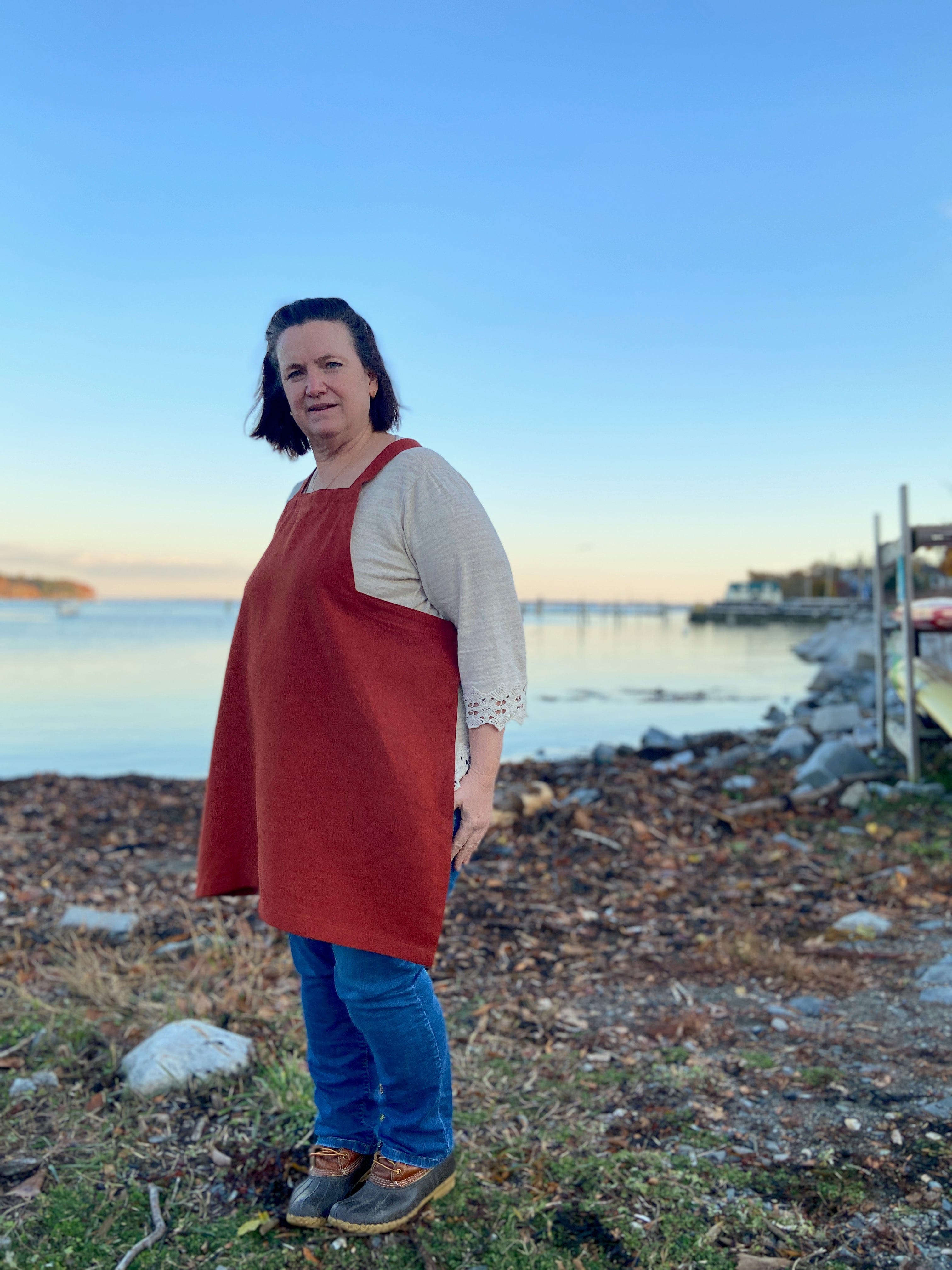 The Driftwood Apron Pattern – Fiddlehead Artisan Supply